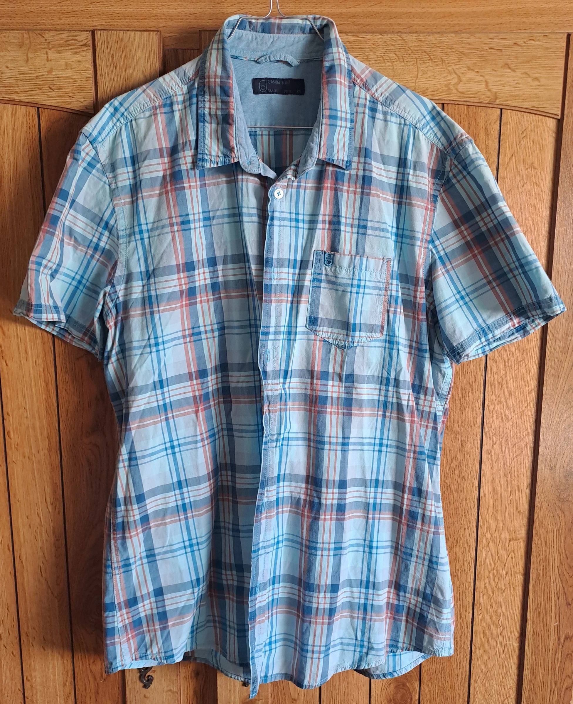 Chemise à manches courtes